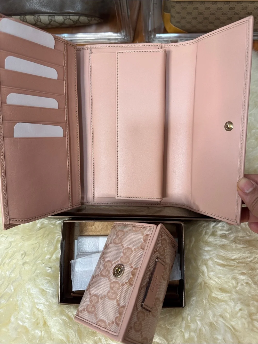 Gucci Blush Pink GG Monogram Wallet and Card Case Set - Picture 2 of 4